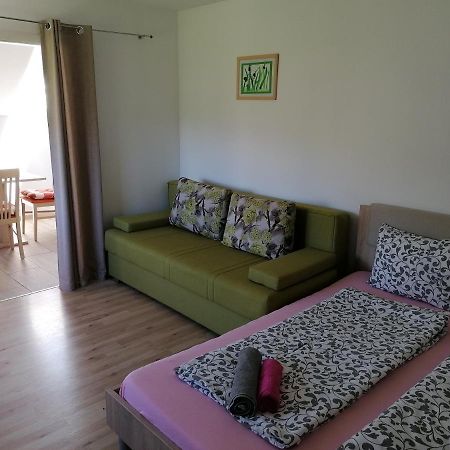 Apartment Marjetka Zirovnica Exterior photo